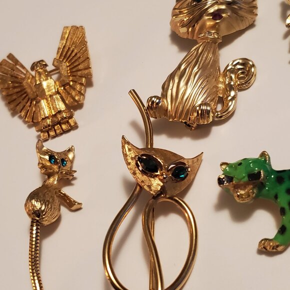 8 Animals Pins or Brooches, items # A -1202- 1209,  wt. 113 grams . - Picture 12 of 13